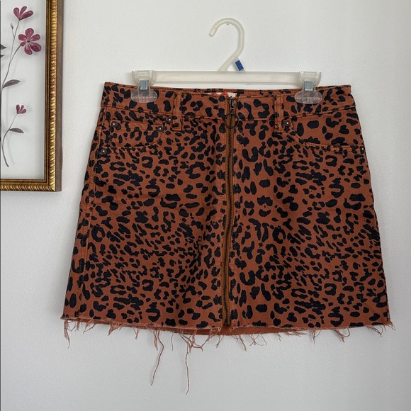 We the Free Leopard Print Mini Skirt 28R - Picture 1 of 7